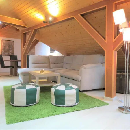 Penthouse Wolkenstein Grosszuegige Maisonette Auf 155 Qm Mit Whirlpool, Klima & Kamin Apartament Senftenberg
